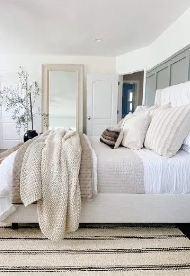 Dormitorio con tonos de color beige